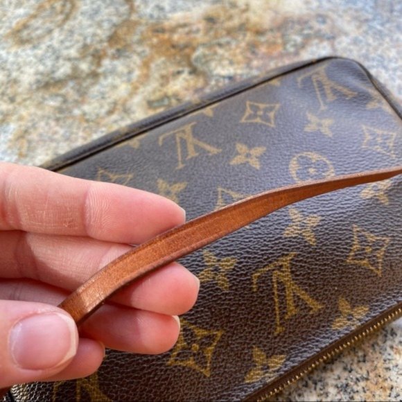 SOLD Louis Vuitton Monogram Pochette Accessoires SD0052 - Picture 7 of 16